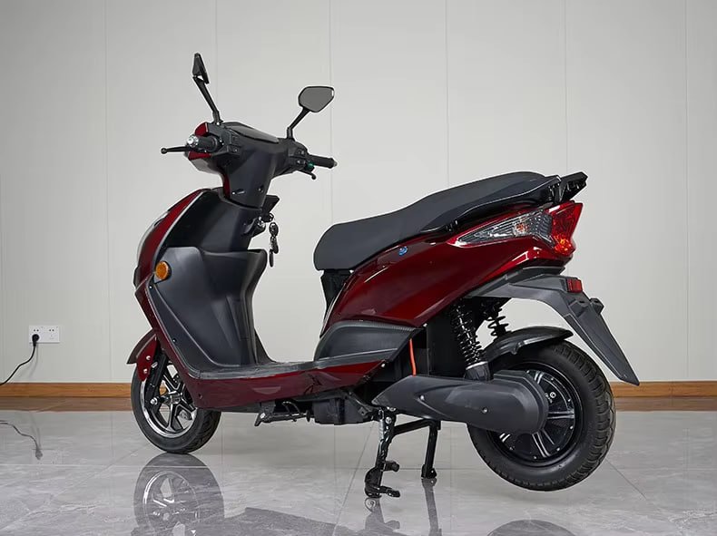 CKD SKD 10inch 2 Wheel Electric Motorbike Electric City Bike 600/800W 50km/h Speed Adult Electric E Motobike for Sale